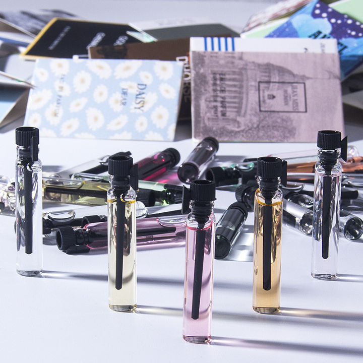 2ml Mini Card Perfume â Pocket Size Travel Fragrance
